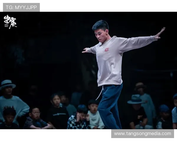 武汉街舞队比赛经验揭秘：街舞巨献背后的故事与技巧分享