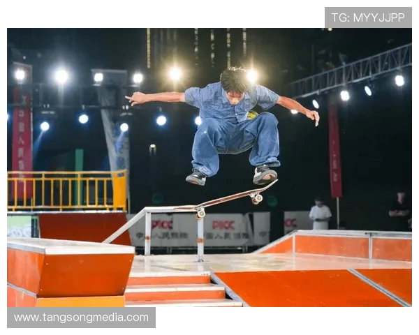 深圳滑板队在全国滑板配合排行榜中荣获第六名的佳绩