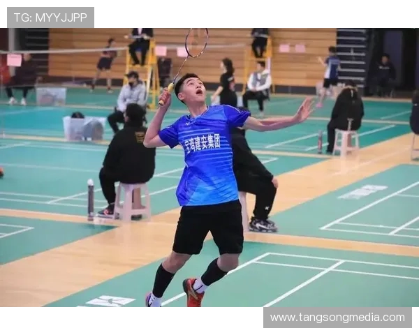 西安羽毛球队实力之争引发热议球迷与专家各执己见